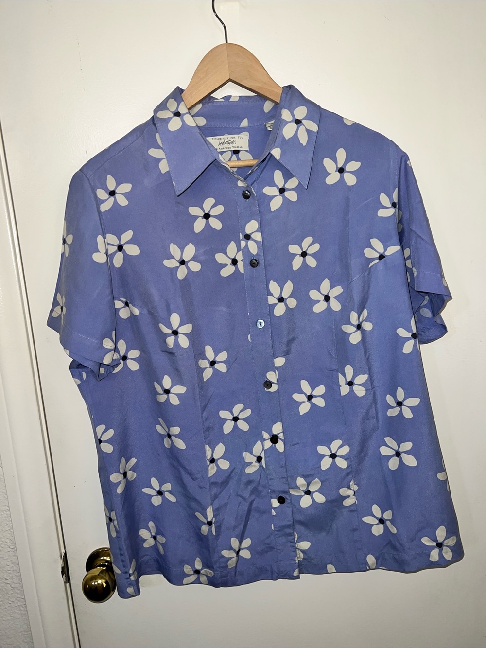 Taylor Blue Short-Sleeve Floral Button-Down Shirt